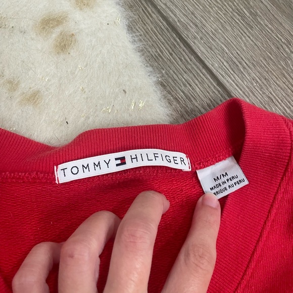Tommy Hilfiger red fleece embroidered vintage Y2K v-neck sweatshirt - Picture 2 of 5